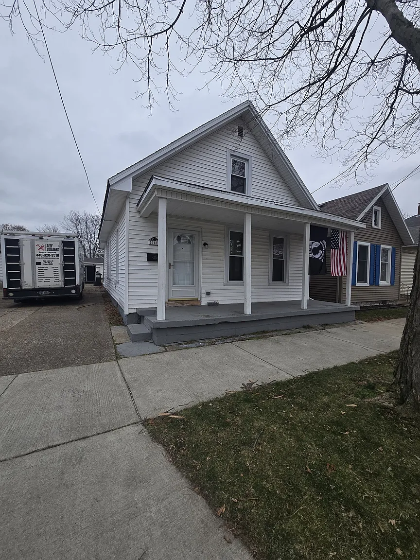 516 Shelby St photo 1