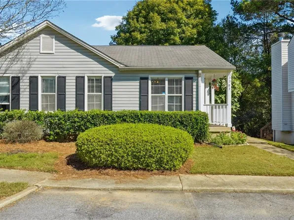 3383 Spring Harbour Dr, Atlanta, GA 30340