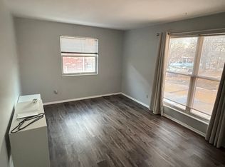 10376 Parkman Dr, Saint Louis, MO 63123