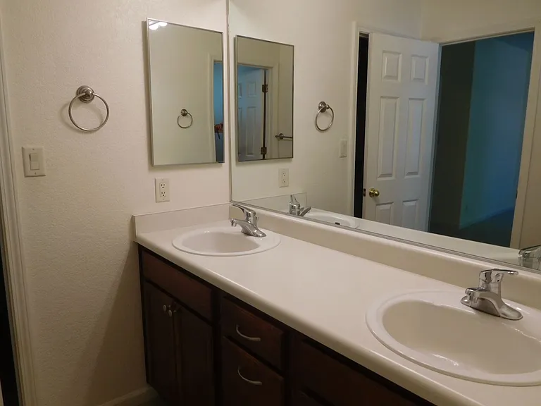 2055 Baxter Village Dr — Photo 9