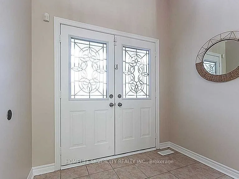 39 Savita Rd — Photo 2