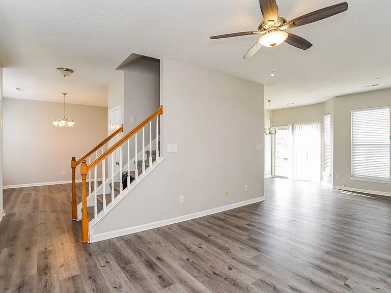 10033 Brawley Ln — Photo 5