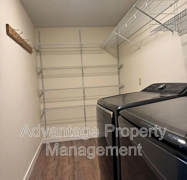 1440 NW Meadowgreen Pl — Photo 29