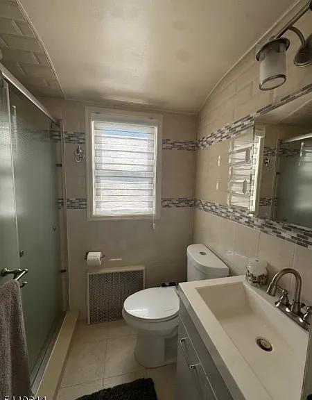 329 Ford Ave — Photo 15