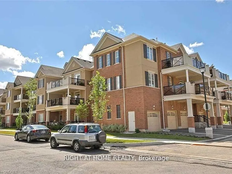 263 Georgian Dr #301 — Photo 2