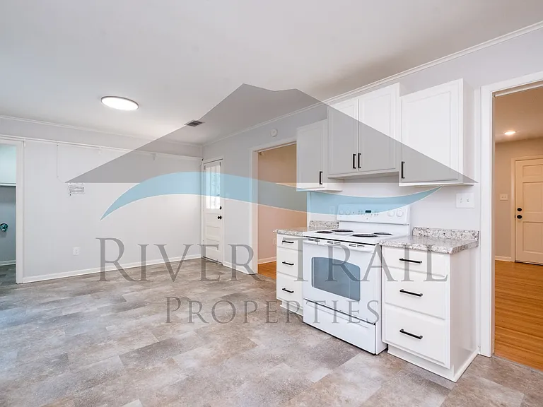 10202 Ronald Dr — Photo 14