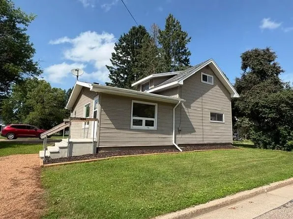 824 Graham Ave, Antigo, WI 54409