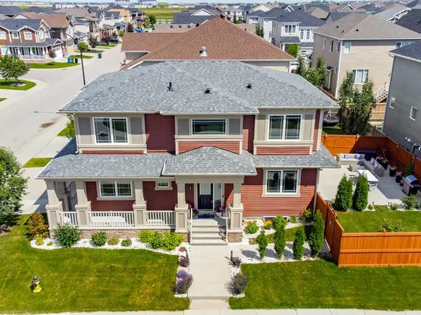 12 W Cityside Cmn NE, Calgary, AB T3N 1H8