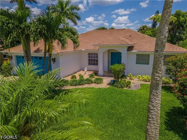 3054 44th St SW, Naples, FL 34116