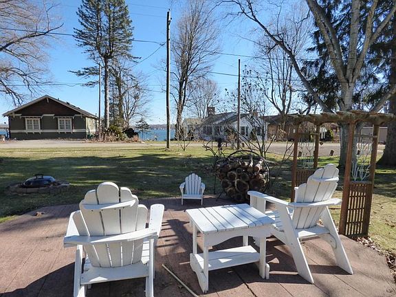 2nd image of 33672 Forest Beach Dr