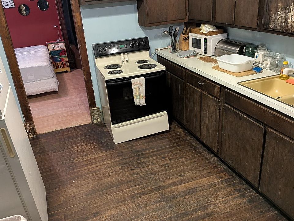 1st image of 1511 Pleasant St APT 1