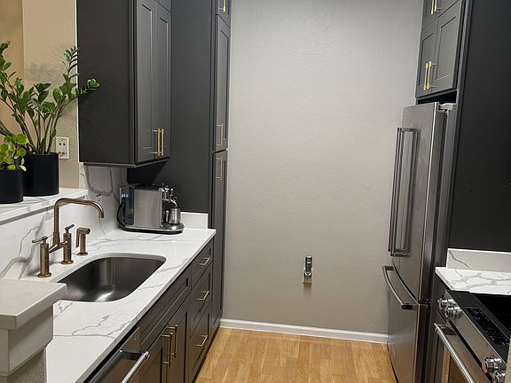5th image of 3009 Nicosh Cir Unit 4305