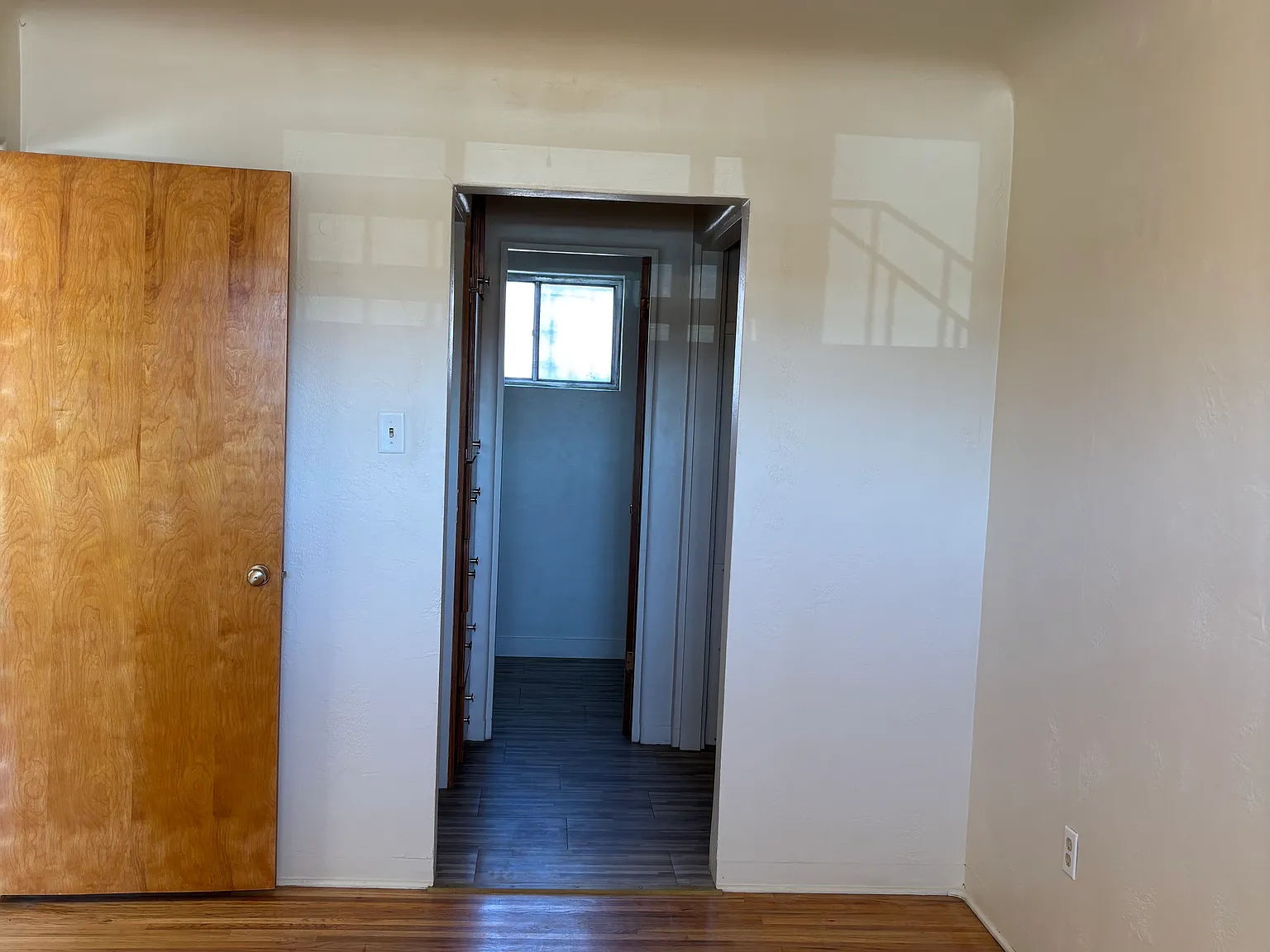 1 bed, $900 — Photo 2