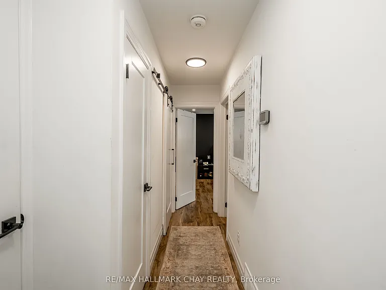 3742 Horseshoe Valley Rd W #UPPER — Photo 11
