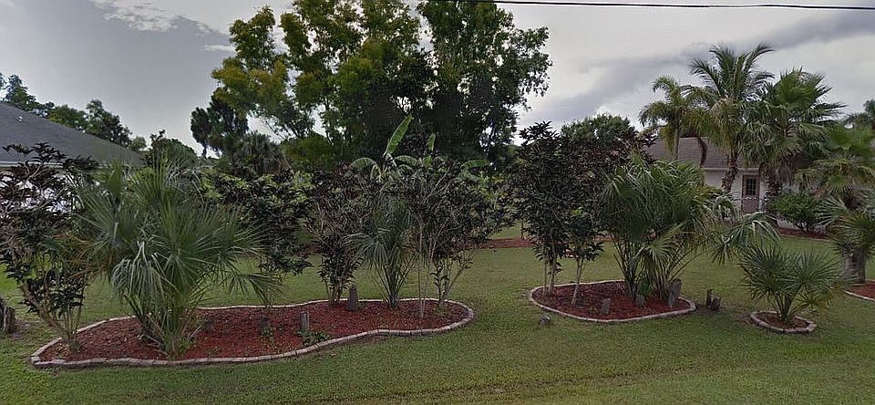 1st image of 2425 SE Rock Springs Dr