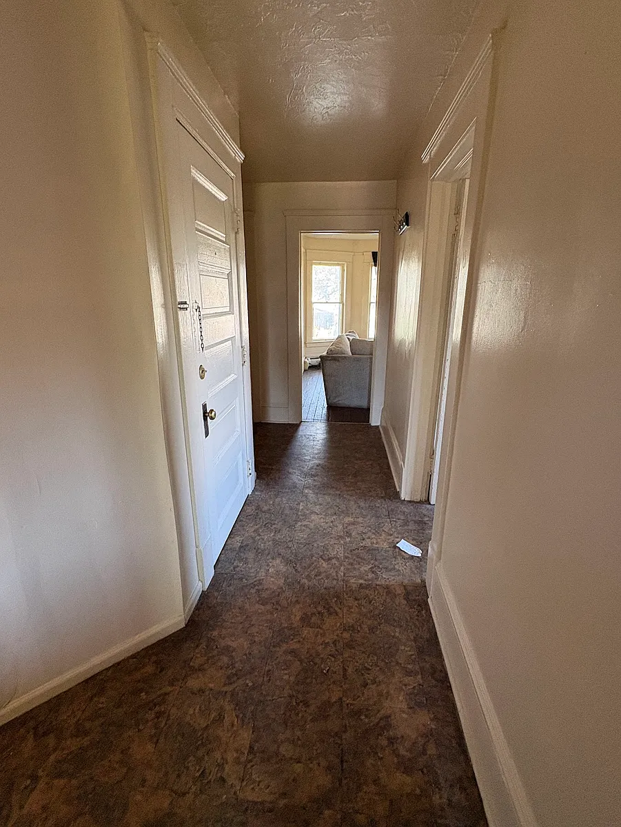 Building Photo - 554 Eddy Rd #2