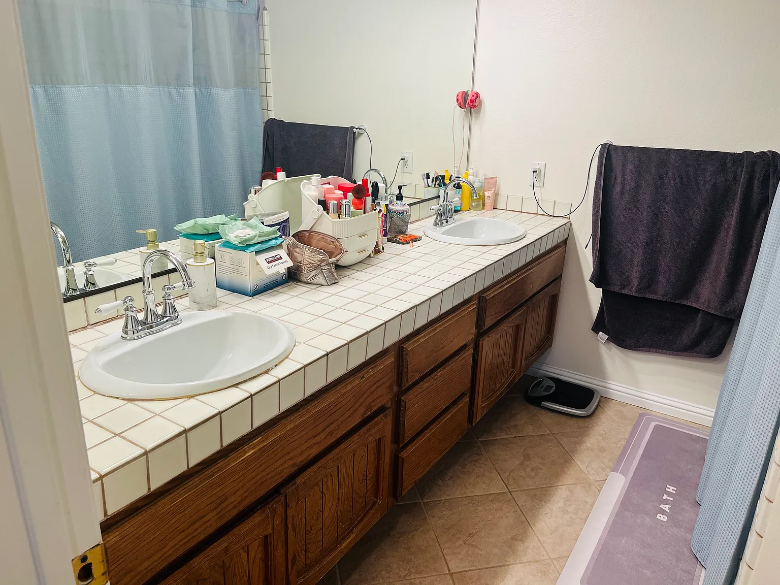 2 bed, 2.5 bath, 1387 sqft, $3,100 — Photo 3