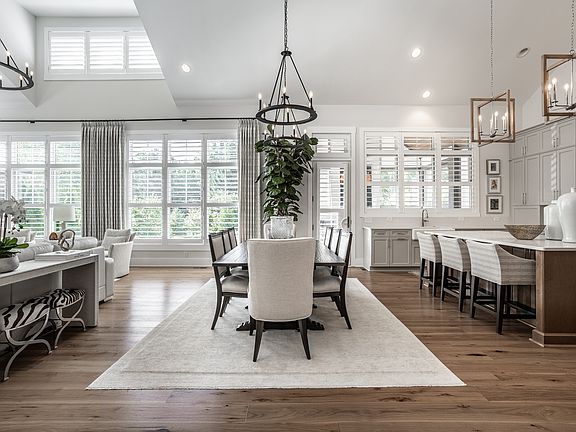 5th image of 315 Beechwood Farm Ln