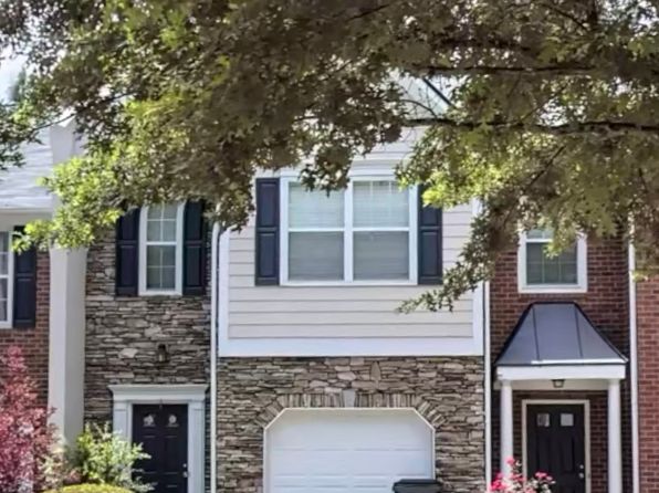 944 Abbey Park Way