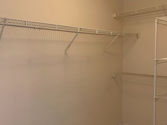 5th image of 2235 S East Sixth Ct