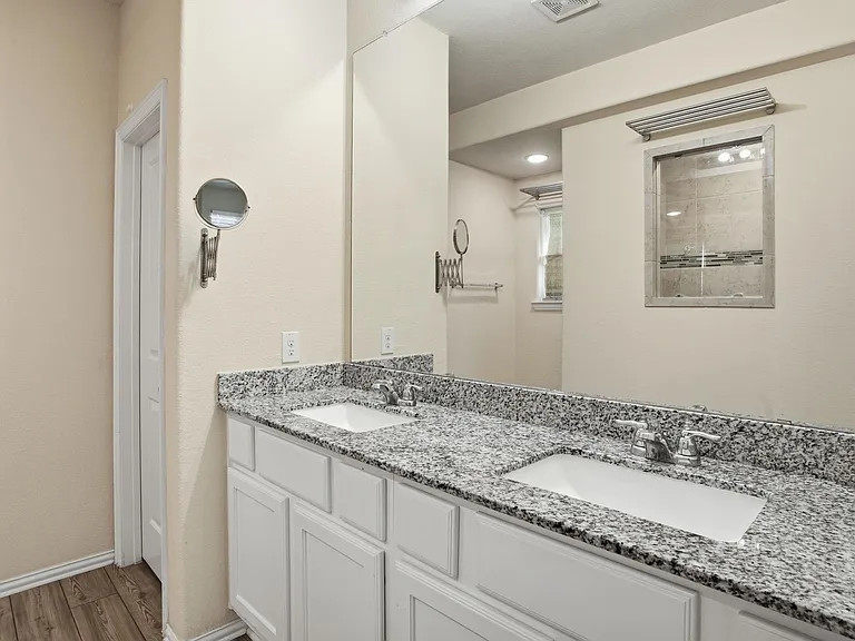 29880 Dovetail Bluff Ln — Photo 11