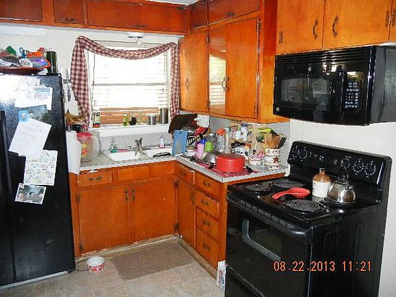 4th image of 1404 W University Dr