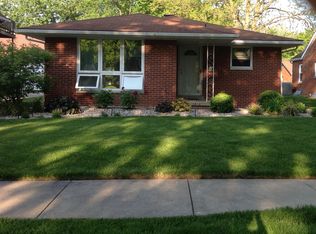 1813 Cypress St, Highland, IL