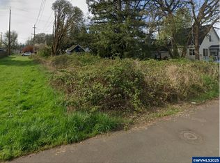 Next To 2020 15th Ave SW, Albany, OR 97321