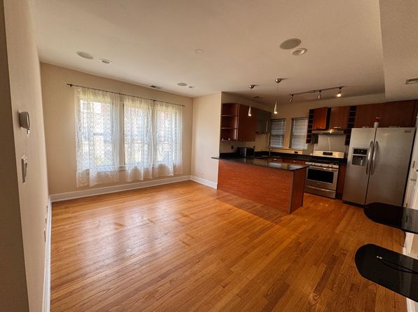 5711 N Kimball Ave APT 1N