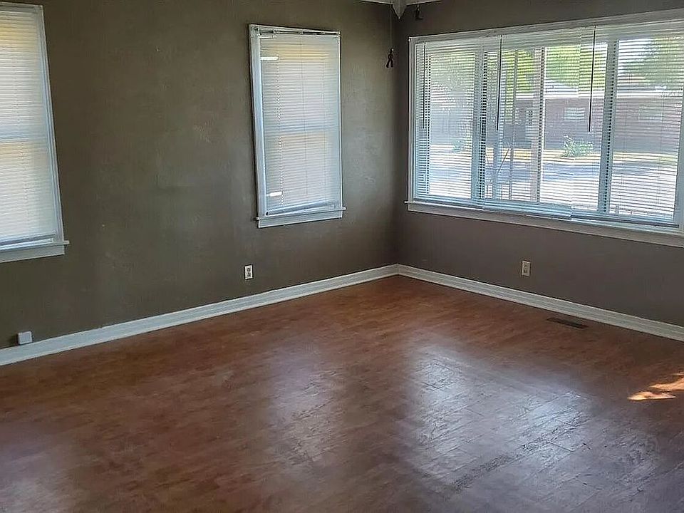 1st image of 616 N Clay Ave