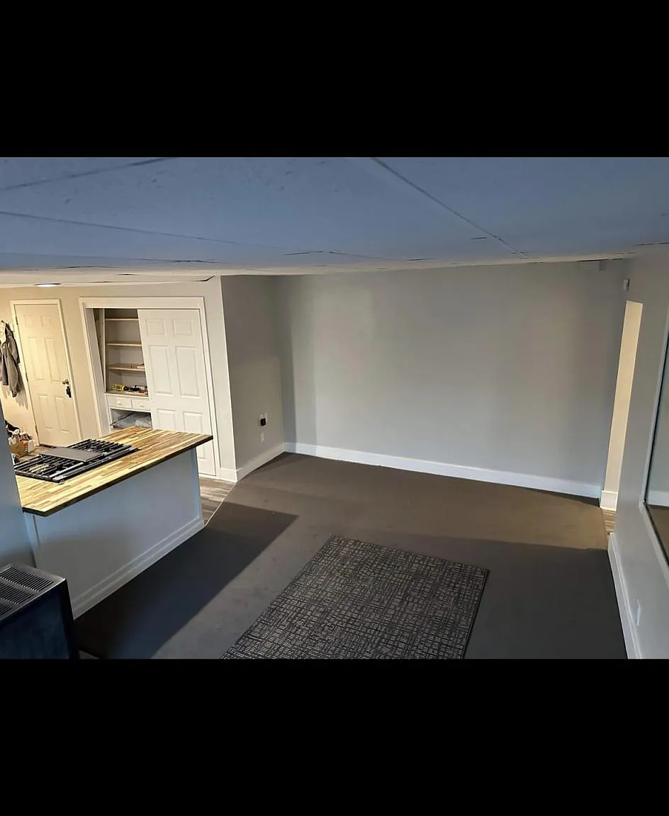 1619 S Park Ave — Photo 2