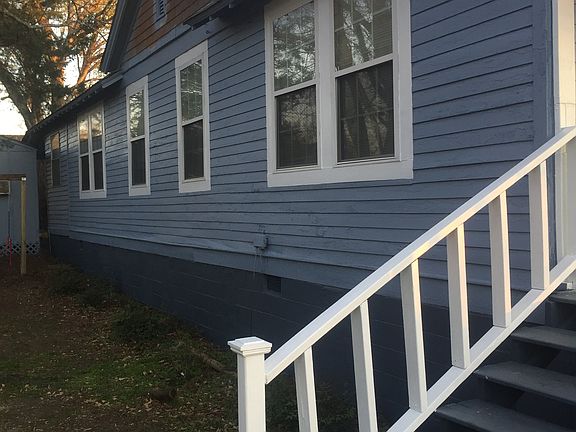 Left side yard facing house