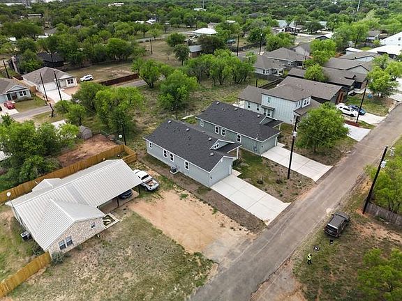 3rd image of 857 Cypress Ln