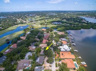 294 Bayview Dr NE, Saint Petersburg, FL 33704