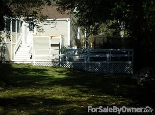 2499 River Rd, Calverton, NY 11933