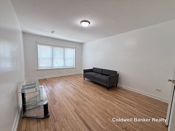 2nd image of 834 N Christiana Ave APT 1