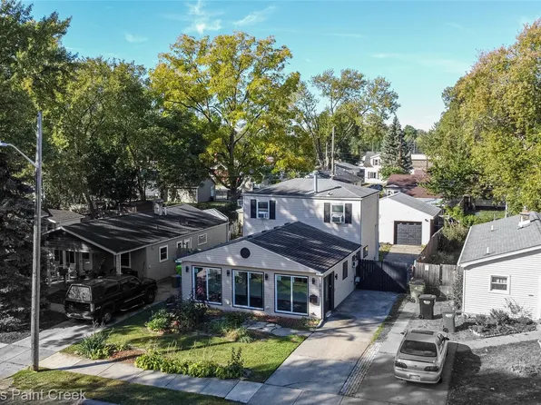 27425 Townley St, Madison Heights, MI 48071