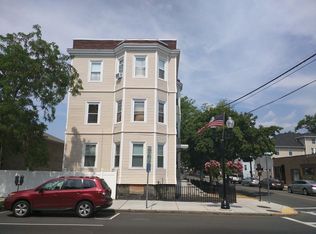 60 Mountain Ave, Revere, MA 02151