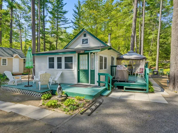 26 White Ave, Bristol, QC J0X 1G0