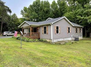 23 Perkins Ln, Farmville, VA 23901