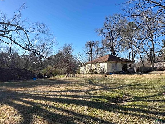 3rd image of 1025 Cypress St