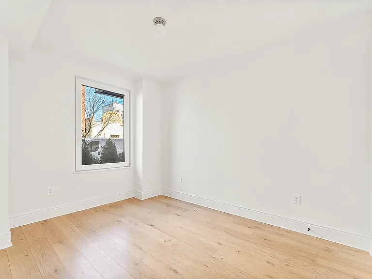 488 Sterling Pl #1A — Photo 3