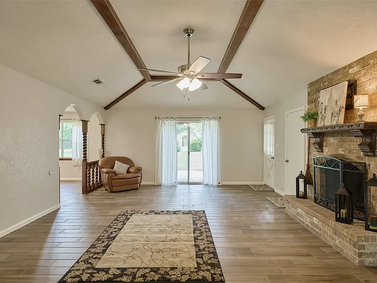 24803 Lori Ln — Photo 11