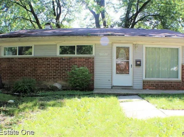 28148 Fairfax St, Southfield, MI 48076