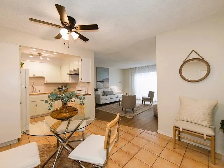 6199 Canterbury Dr #205-1 — Photo 1