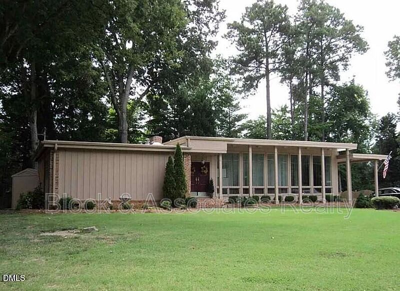 1st image of 1009 Vandora Springs Rd