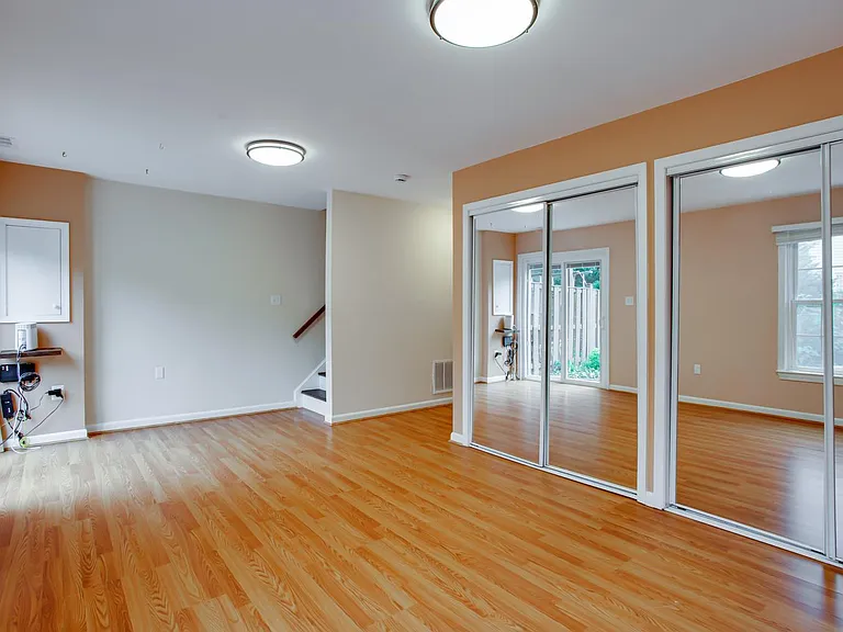 21707 Leatherleaf Cir — Photo 27