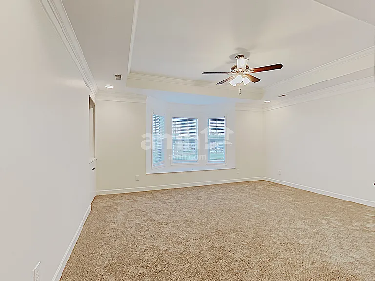 1305 Bantry Dr — Photo 10
