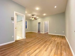 6818 79th St APT 1L, Middle Village, NY 11379