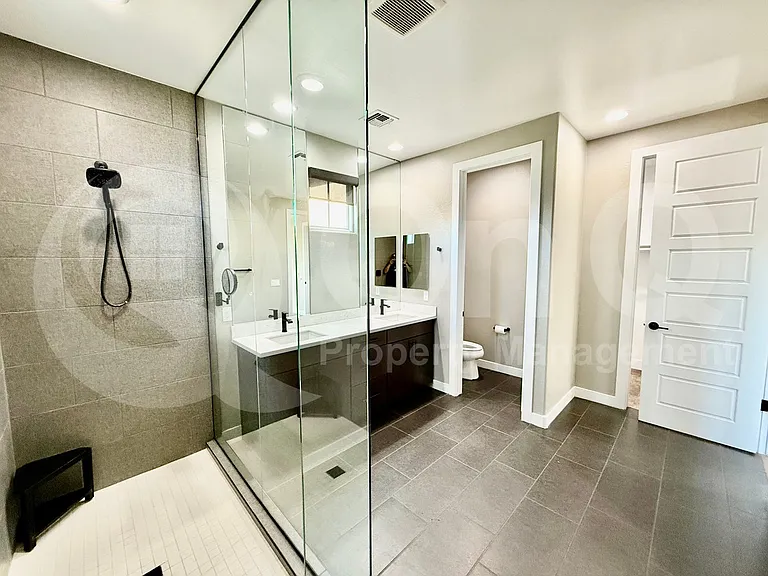 687 W Flintlock Way — Photo 20